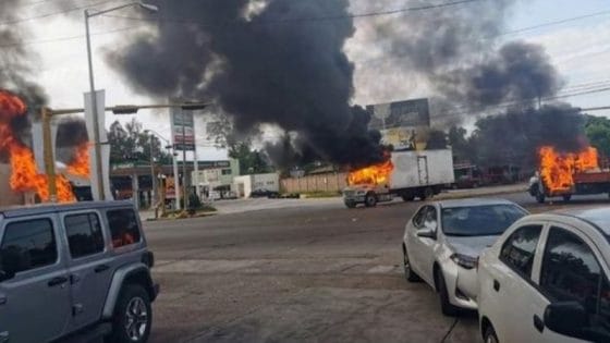 المكسيك.. 29 قتيلا خلال عملية اعتقال نجل تاجر المخدرات “إل تشابو”