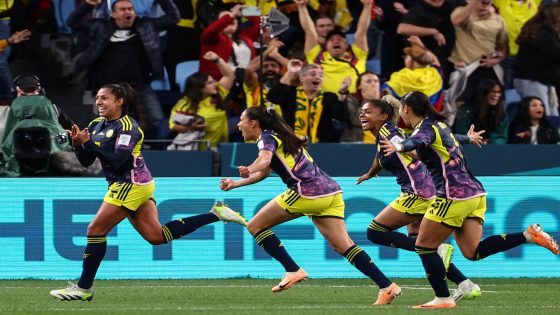 Colombia's midfielder #02 Manuela Vanegas (L) celebrates scoring her team's second goal during the Australia and New Zealand 2023 Women's World Cup Group H football match between Germany and Colombia at Sydney Football Stadium in Sydney on July 30, 2023. (Photo by DAVID GRAY / AFP)