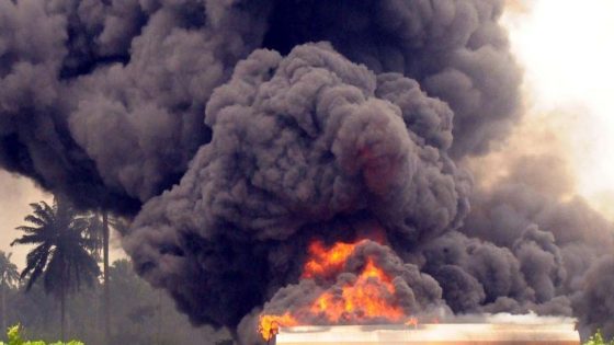 ارتفاع حصيلة الهجوم الانتحاري في الصومال إلى 21 قتيلا