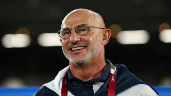 مدرب إسبانيا يهاجم جمهور ريال مدريد بسبب موراتا