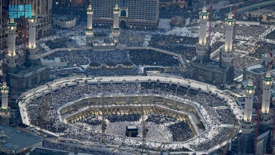أعداد مليونية تتدفق على المسجد الحرام في العشر الأواخر من رمضان