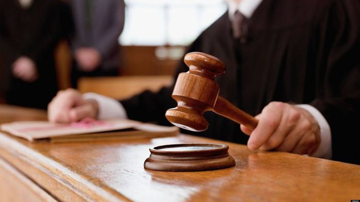 سنتين حبسا نافذا لشرطيين والبراءة للثالث في ملف أموال مخالفات السير بولاية أمن فاس