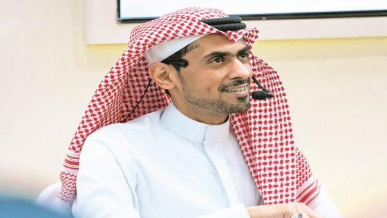 أشهر كاتب غير معروف”..السعودي أسامة المسلم يصنع الحدث في معرض الكتاب
