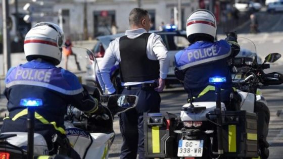 إصابة 3 أشخاص في مترو في هجوم بسكين بفرنسا