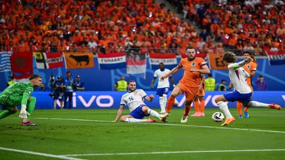 كأس أوروبا .. التعادل السلبي يحسم مواجهة هولندا وفرنسا