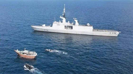 البحر الأحمر.. الحوثيون يستهدفون سفينة تجارية باستعمال صواريخ و طائرات مسيرة