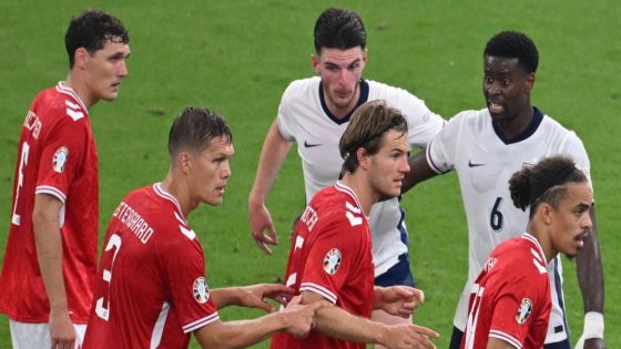 المنتخب الدنماركي يتعادل مع نظيره الإنجليزي