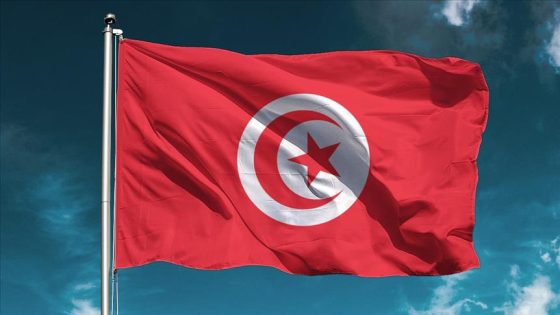 تونس.. جبهة الخلاص المعارضة تنفذ وقفة تضامنية مع “المعتقلين السياسيين”