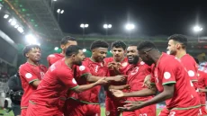 عمان تقلب الطاولة على الكويت وتخطف بطاقة المربع الذهبي