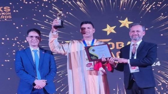 تتويج أستاذ مغربي في مسابقة “جوائز المعلم العالمية”