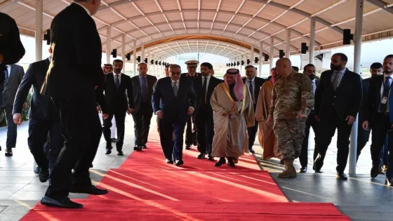 وزير الخارجية السعودي يصل إلى بيروت
