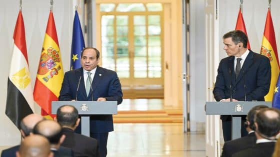 السيسي وسانشيز يؤكدان رفض تهجير الفلسطينيين من غزة