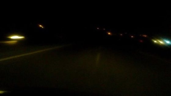 حي المسيرة بفاس يئن تحت وطأة الظلام والإهمال.. وصراعات سياسية تعمق الجراح