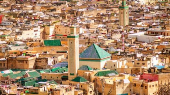فاس.. نفايات تغزو الأحياء الراقية والشعبية في مقاطعة سايس وسط غياب المسؤولين وشركة النظافة واستياء الساكنة