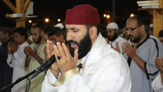 وفاة الشيخ المقرئ عبد العزيز الكرعاني بعد صراع مع المرض