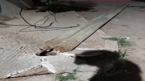 حي السلام البحرة – تازة: حادث شاحنة يُحدث خللاً في شبكة الاتصالات والإنترنت، والسكان يناشدون التدخل العاجل