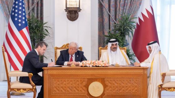 الدوحة.. مباحثات بين أمير قطر والرئيس الأمريكي