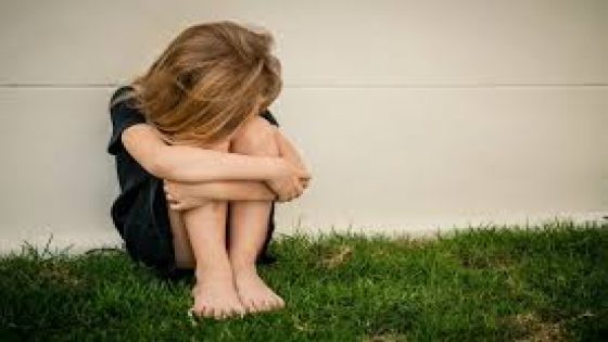 علاج غير جراحي يعزز التفاعل الاجتماعي والذهني للمصابين بالتوحد