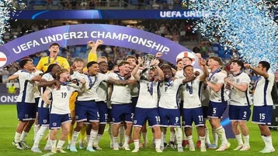 المنتخب الإنجليزي لكرة القدم يتوج بلقب كأس أمم أوروبا للشباب