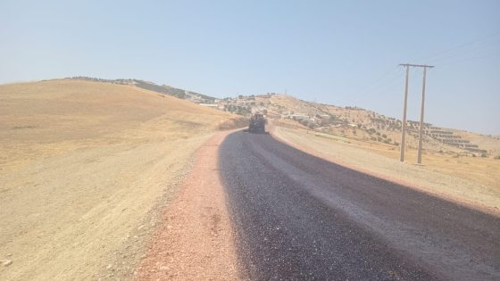 تنمية مستدامة بتاونات: جهود عامل الإقليم ورئيس جماعة البسابسة تُثمر طرقًا حديثة وإشادة مجتمعية