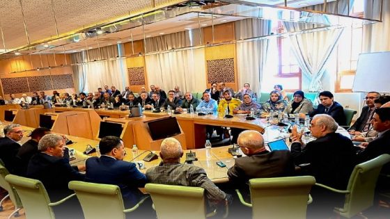 فريق الوحدة والتعادلية ينظم يوما دراسيا حول اللامركزية والجهوية المتقدمة