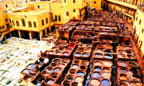 فاس: مدينة التاريخ، الحضارة، والسحر الأبدي