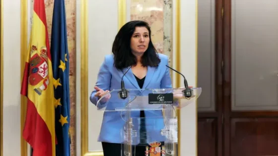 جمعية العمال والمهاجرين المغاربة تستنكر تصريحات نائبة من حزب VOX الإسباني حول ترحيل المهاجرين