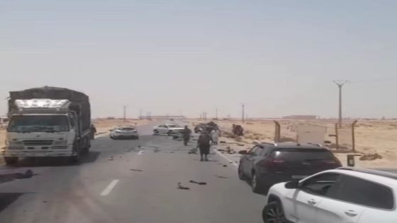 حادثة سير مميـ،ـتة شمال الداخلة (كارونت) بين سيارة وحافلة