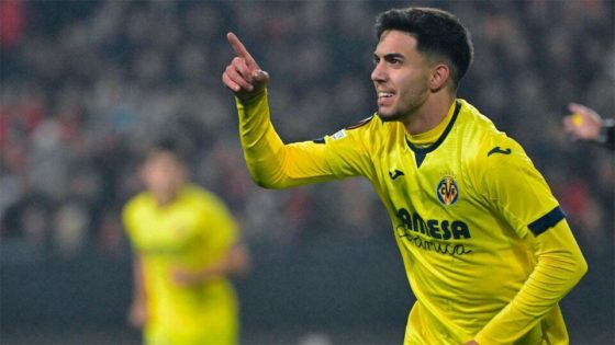 إلياس أخوماش يعود إلى الملاعب بعد غياب لعدة شهور بسبب الإصابة