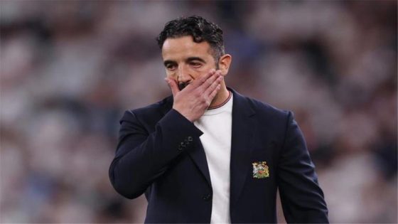 مدرب مانشستر يونايتد يعلق على الإقصاء المحرج من كأس الرابطة