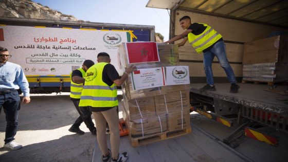 وزير الإعلام الفلسطيني: المساعدات الإنسانية والطبية العاجلة من المملكة المغربية ستترك أثرا إيجابيا ملموسا على حياة سكان غزة