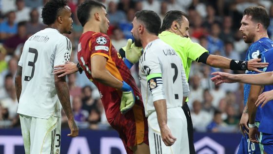 إيقاف كارفاخال لمباراتين في دوري أبطال أوروبا