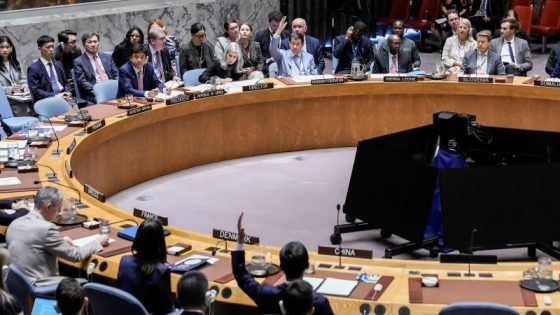 إيران تستدعي سفراءها لدى كل من بريطانيا وفرنسا وألمانيا بعد رفض مجلس الأمن تمديد الاتفاق النووي