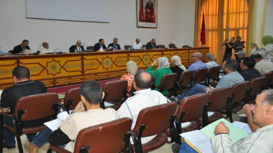 مجموعة “التعاون” بإقليم تاونات توافق على ميزانية 2026 وتُحسم تعويضات المطرح الجديد بـ 30 درهماً للمتر