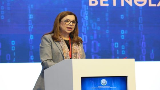 نعيمة بن يحيى تشارك في مؤتمر دولي بجمهورية أذربيجان حول حماية الأطفال في البيئة الرقمية