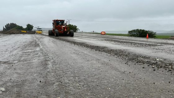 تحت زخات المطر.. عامل إقليم تاونات يقود زيارة ميدانية لتسريع وتيرة تثنية الطريق الوطنية رقم 8 ويضع سلامة المواطن فوق كل اعتبار