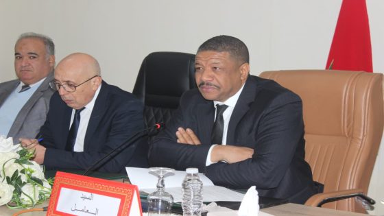 دينامية جديدة في تاونات.. “الغنامي” ينهي زمن المكاتب وينزل للميدان لفك العزلة وتنمية الإقليم