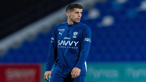 برشلونة يستعير البرتغالي جواو كانسيلو من الهلال السعودي