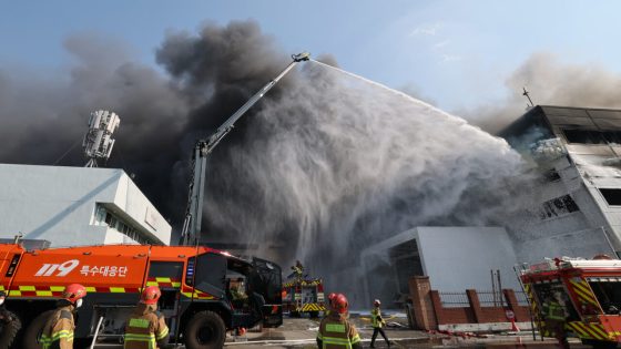 إصابة 53 شخصا وفقدان 14 آخرين في حريق مروع بمصنع للسيارات في كوريا الجنوبية