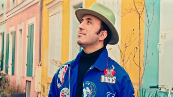 عصام كمال يفرج عن جديده الغنائي “فلو”