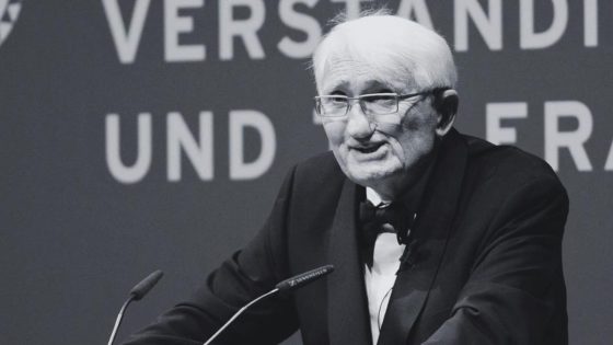 وفاة الفيلسوف الألماني يورغن هابرماس عن 96 عاما