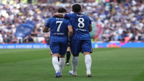 تشلسي يحجز مقعده في النهائي بفوزه على ليدز يونايتد