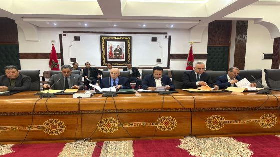 برئاسة السيد محمد السلاسي.. المجلس الإقليمي لتاونات يعقد دورة استثنائية ويصادق بالإجماع على مقررات تنموية هامة