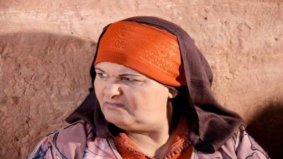 فاطمة وشاي ترد على منتقديها.. الفن والسياسة وجهان لعملة واحدة