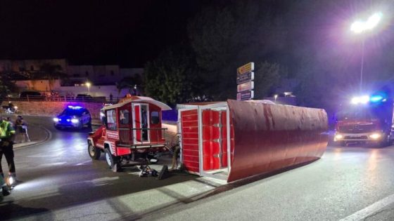 إسبانيا: إصابة 18 شخصا بينهم 9 قاصرين في انقلاب قطار سياحي بمالقة