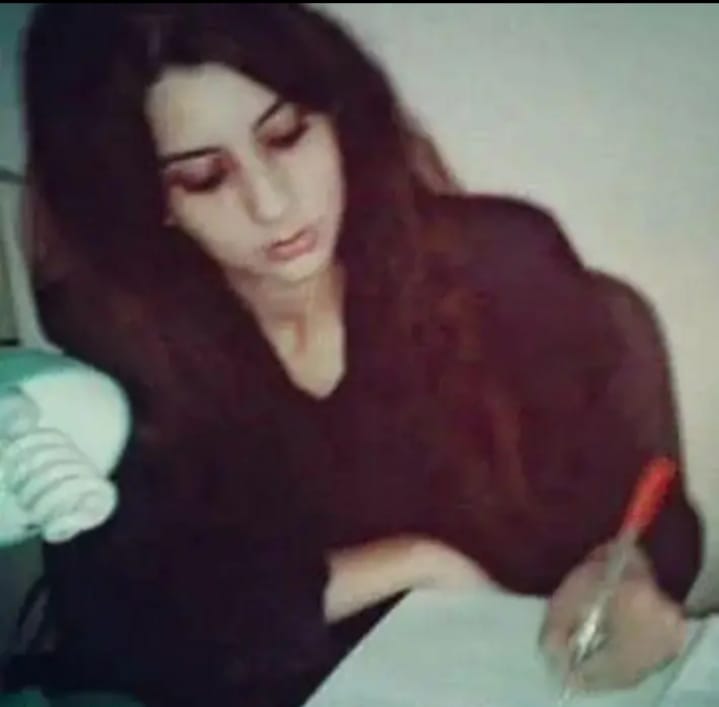 قراءة في رواية أنثى افتراضية