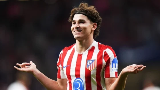 برشلونة قدم عرضا لضم ألفاريس من أتلتيكو مدريد