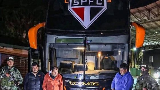 العثور على 86 كيلوغراما من المخدرات داخل حافلة تحمل شعار ساو باولو البرازيلي