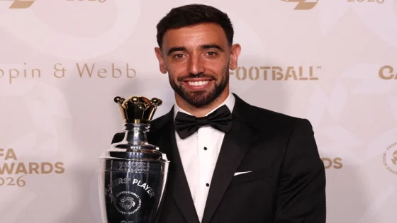 البرتغالي برونو فرنانديش يتوج بجائزة أفضل لاعب في الدوري الإنجليزي