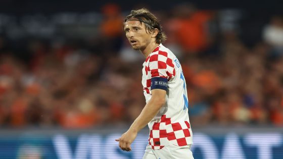 لوكا مودريتش يواصل مشواره الدولي مع منتخب كرواتيا